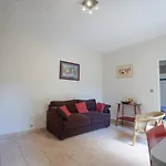 Very Calm Apt With Yard In Place D\'Italie
